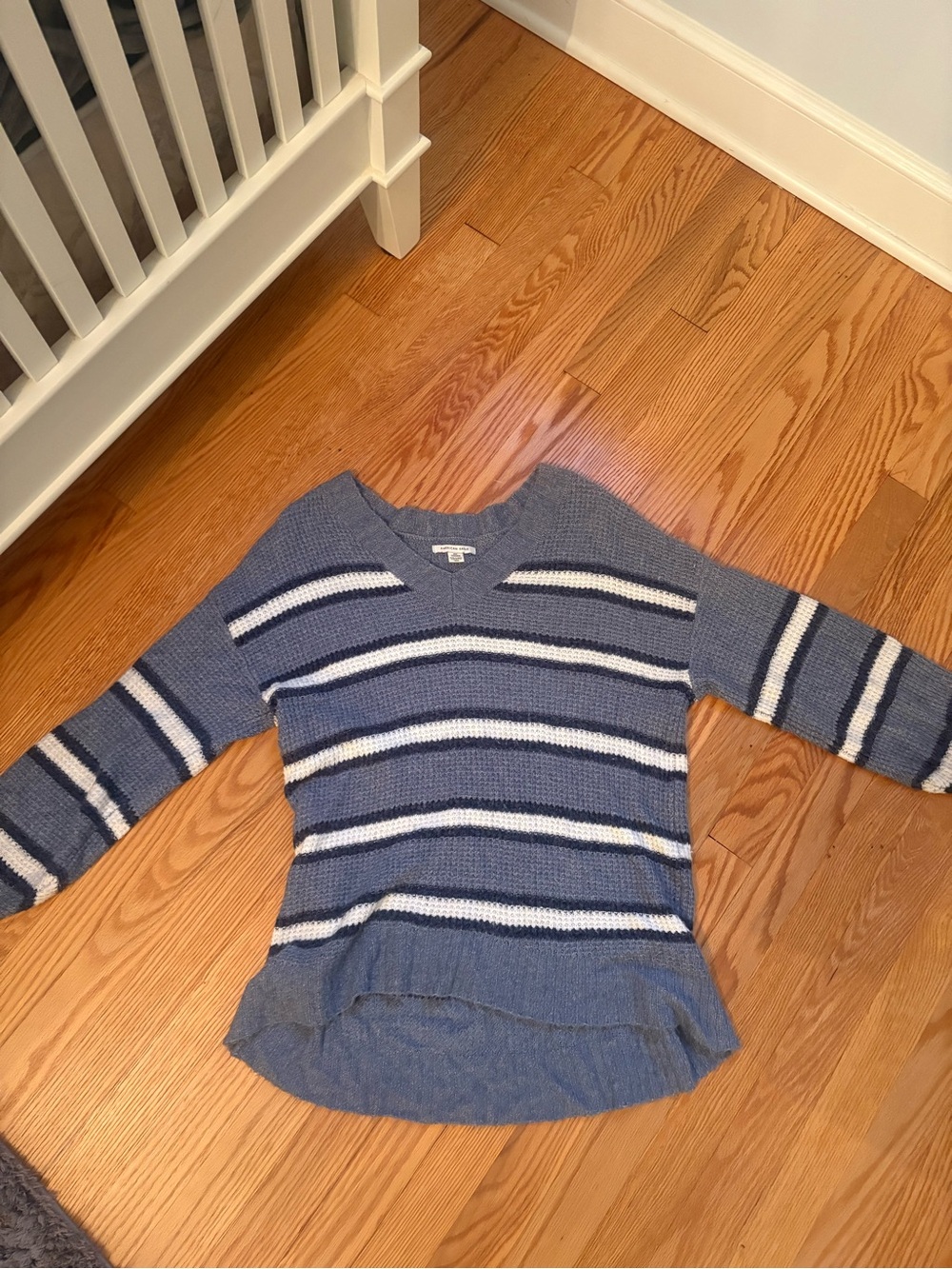American Eagle Gray Striped V-Neck Women's Sweater